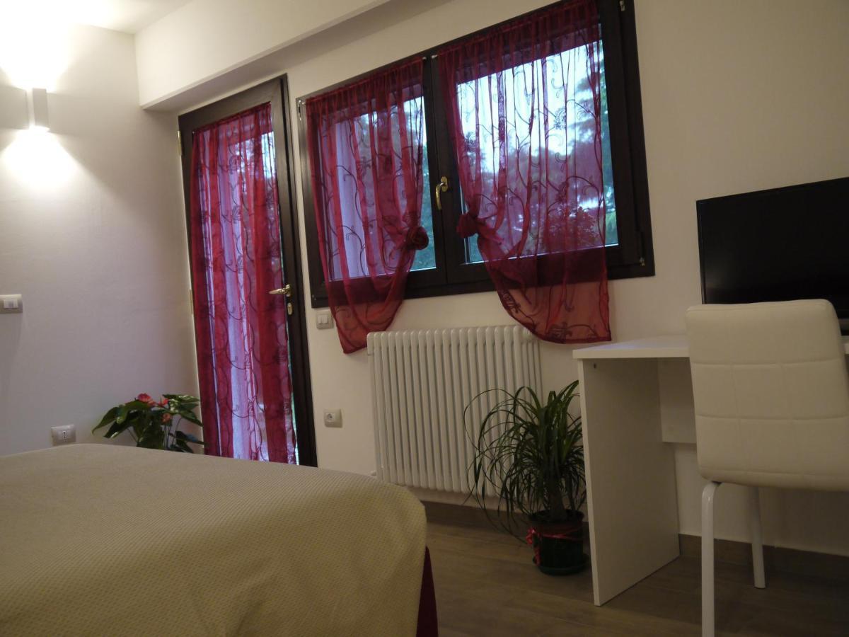 "Cara Pace" In Collina Per Famiglie Bed and Breakfast Montefiore Conca Exteriör bild