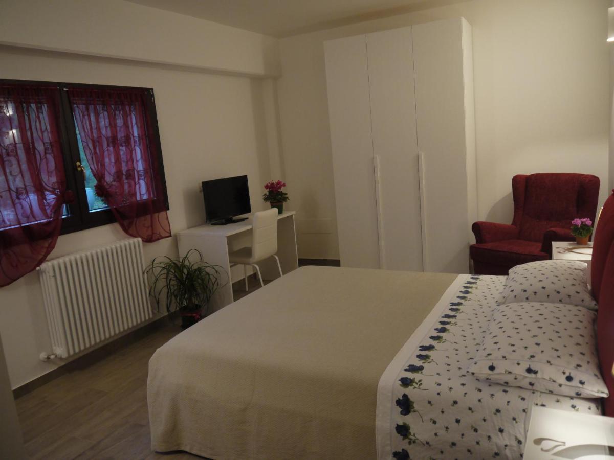 "Cara Pace" In Collina Per Famiglie Bed and Breakfast Montefiore Conca Exteriör bild